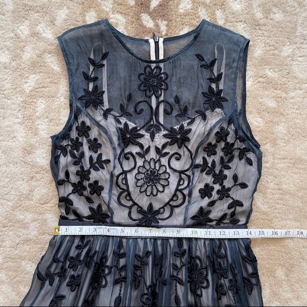 Needle & Thread Floral-Embroidered Sheer Organza Dress in Black Size 6 - Picture 4 of 9
